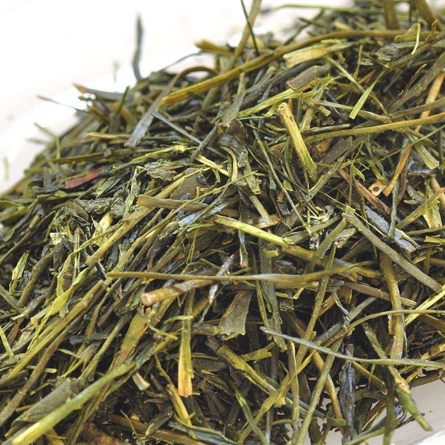 深蒸し茶　桐壷　(静岡県大井川流域産) 茶葉　100ｇ